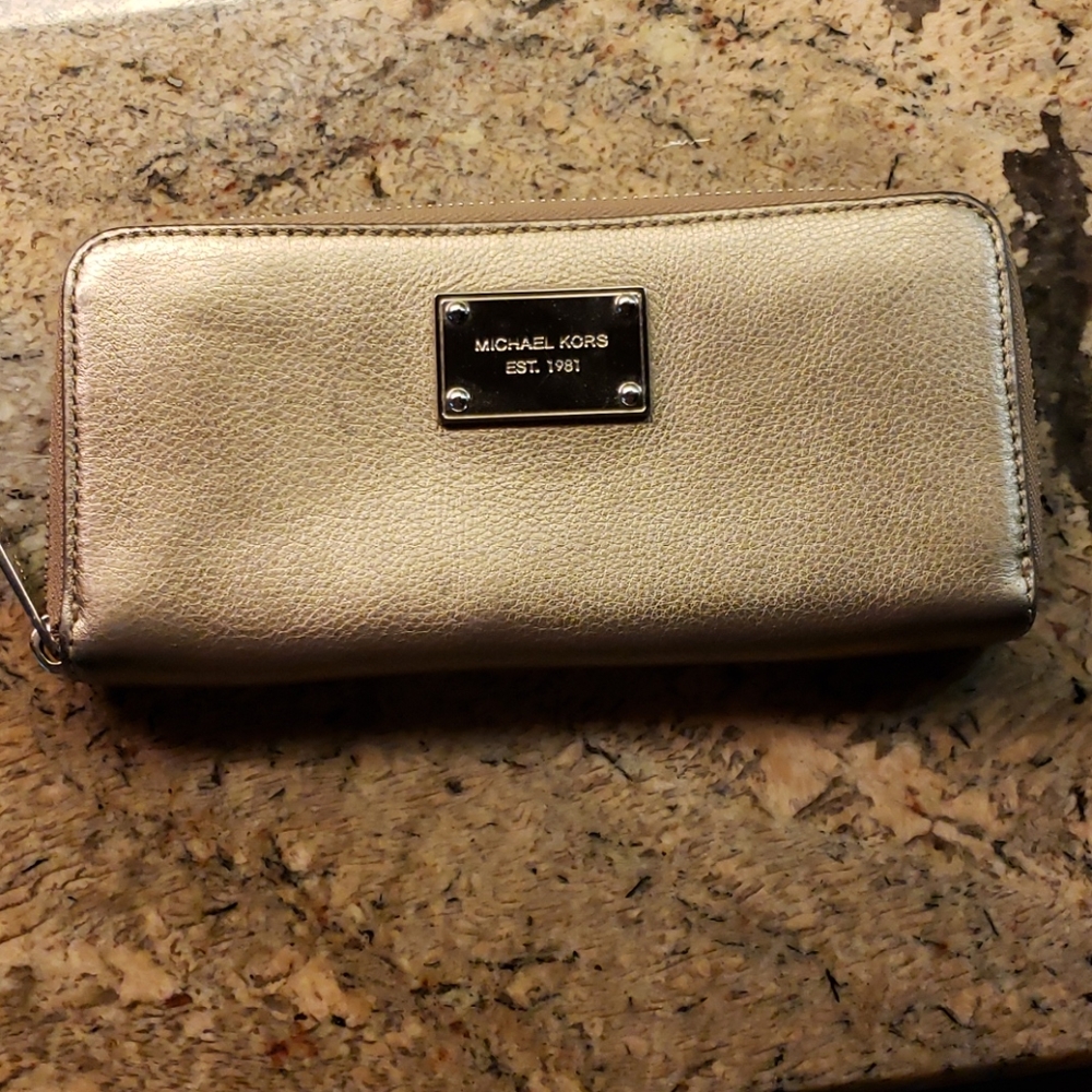 Michael Kors clutch wallet